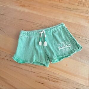 Montauk lounging shorts M